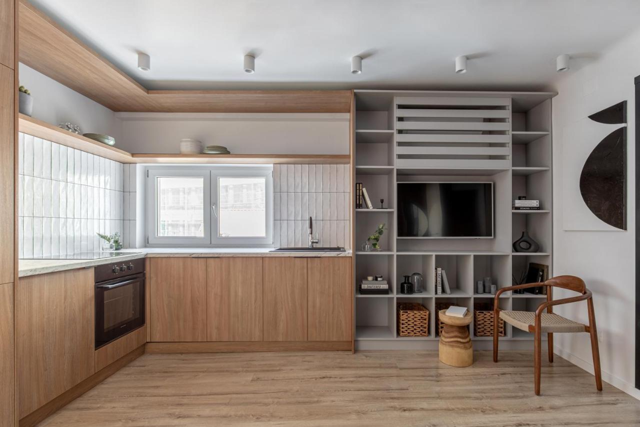 Downtown Story By Urbanesq Apartment Bukares Bagian luar foto