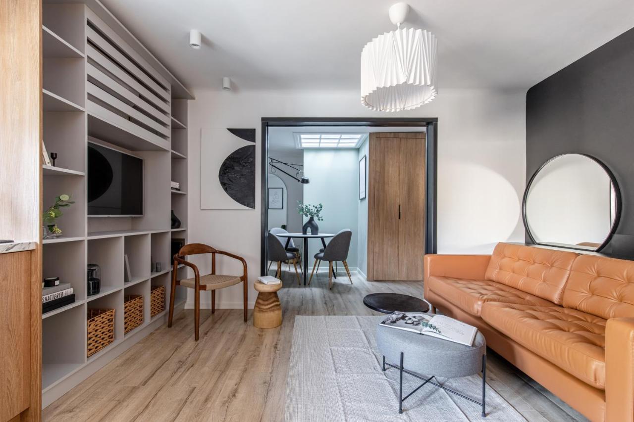 Downtown Story By Urbanesq Apartment Bukares Bagian luar foto