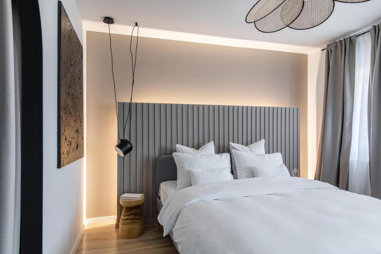 Downtown Story By Urbanesq Apartment Bukares Bagian luar foto